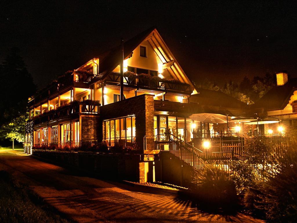 Hotel Gruener Wald Freudenstadt Ngoại thất bức ảnh